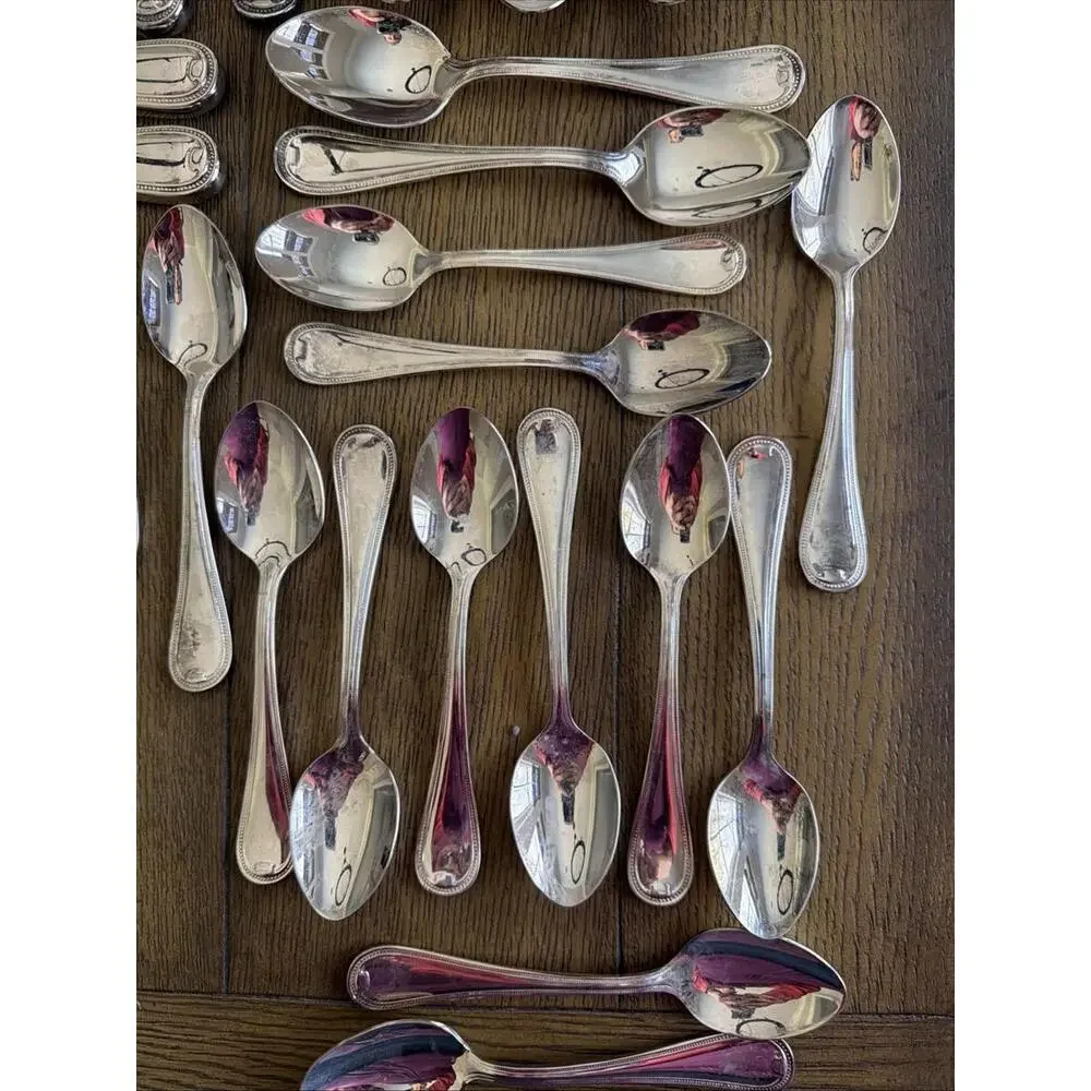 Reed & Barton Richmond Silverplate Service for 12 Flatware w/ Chest - Excellent - Picture 7 of 9